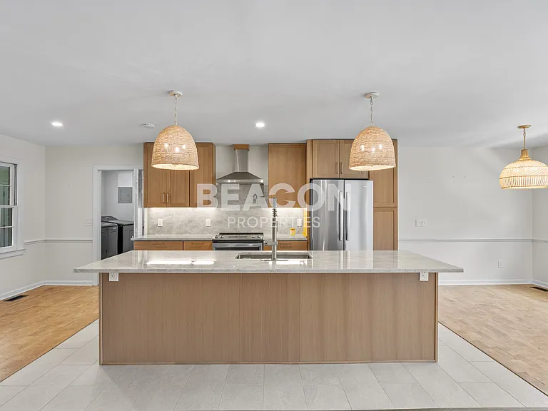 406 W Blackbeard Rd — Photo 31