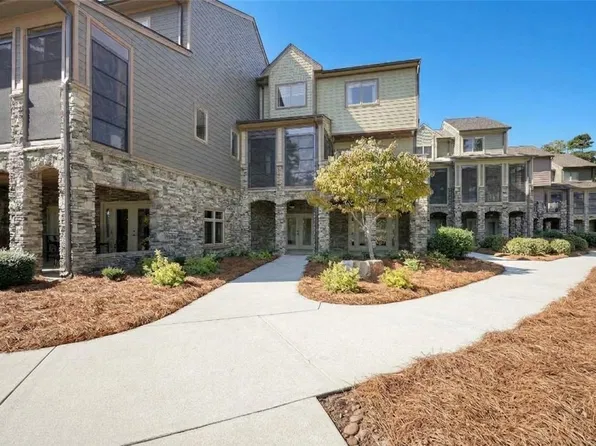 564 Sunset Point Dr, West Union, SC 29696
