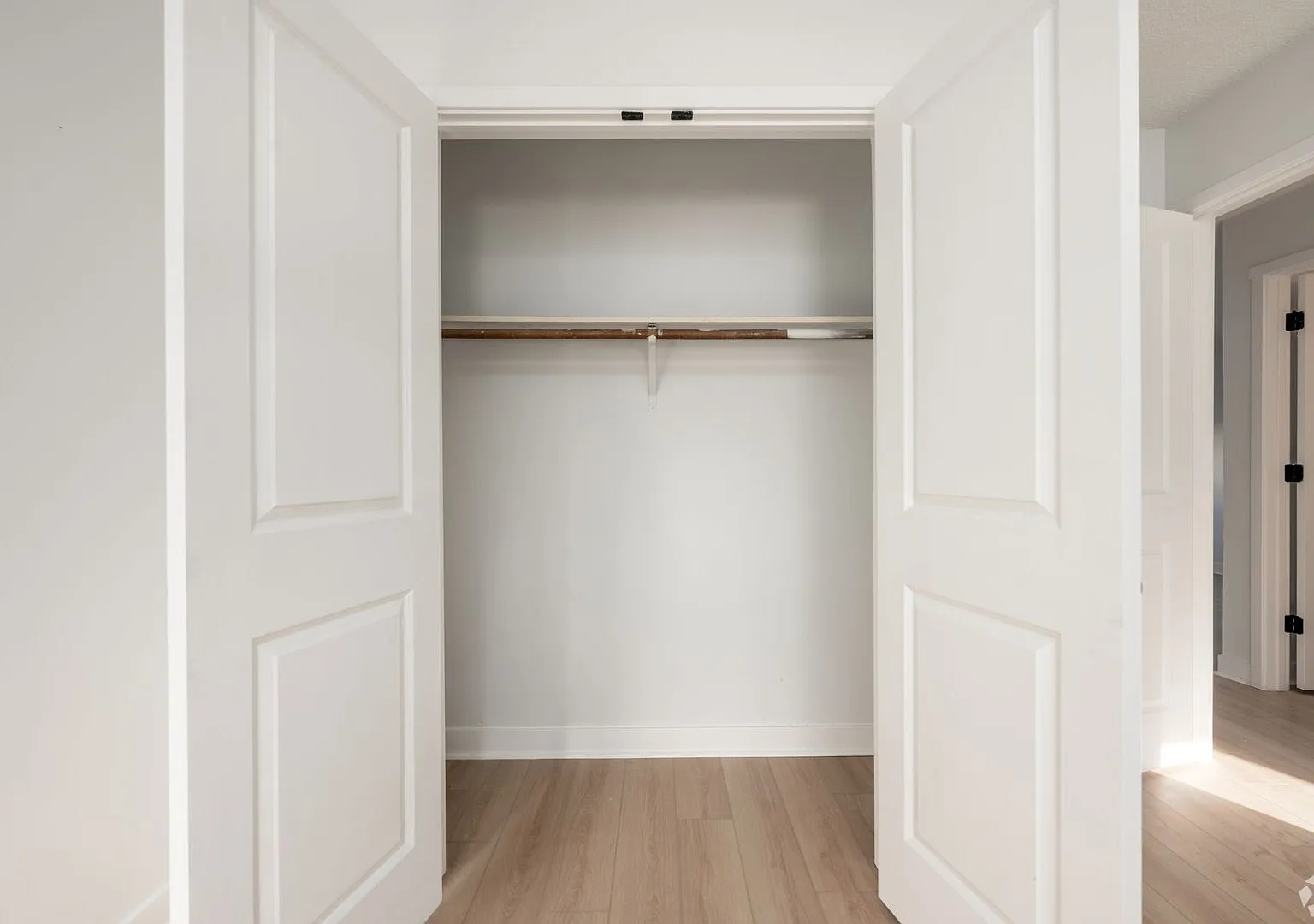Eaton Residence — Photo 2