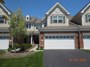 1175 Falcon Ridge Dr UNIT 1175, Elgin, IL 60124