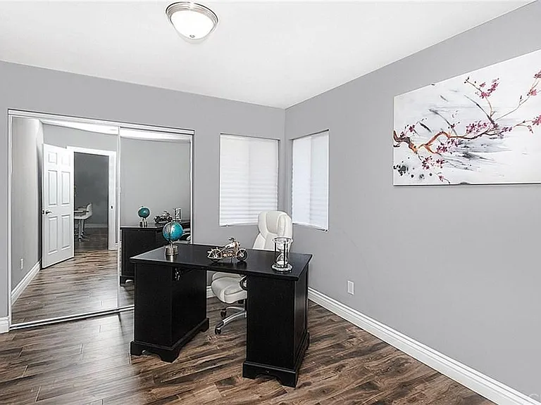 9011 Vena Ave — Photo 11