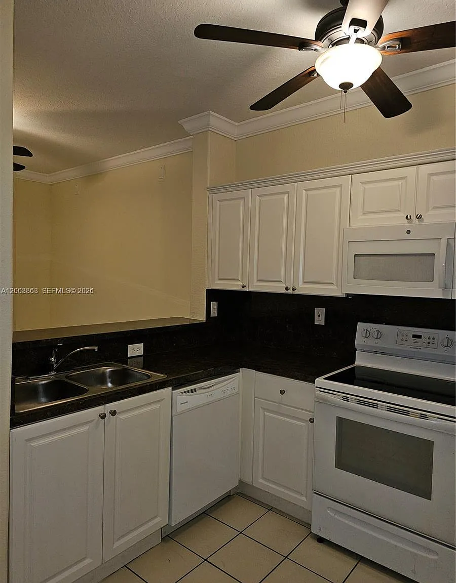 Shoma Condo At Keys Cove — Photo 4