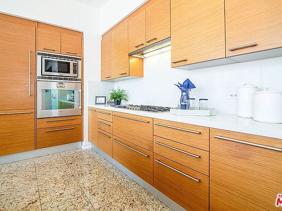 5th image of 900 W Olympic Blvd Unit 35