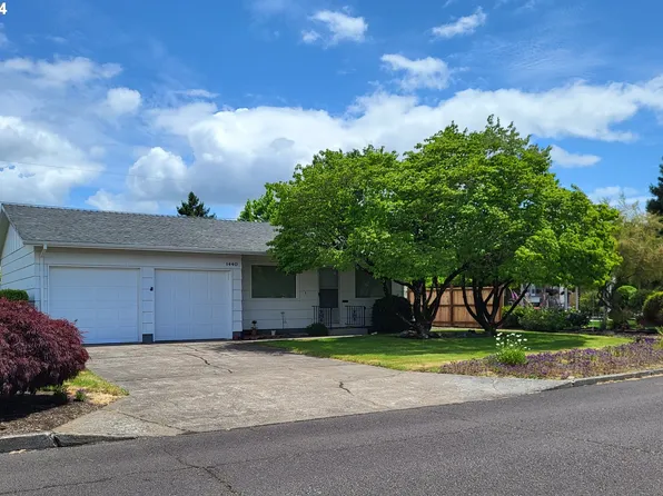 1440 Thompson Rd, Woodburn, OR 97071