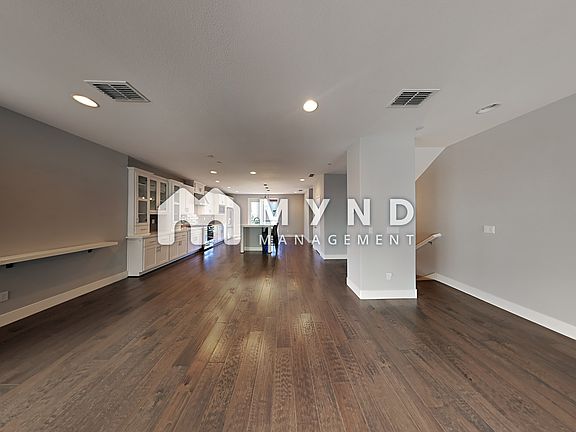 2nd image of 1018 Mint Chip Ln