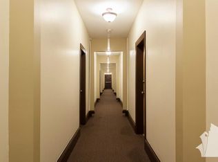 630 W Barry Ave #PHN, Chicago, IL 60657