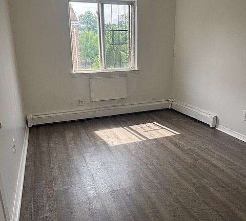 3rd image of 203 White Plains Rd Fl 2