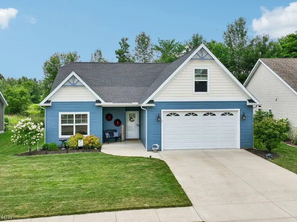 4880 Mandarin Dr, Seville, OH 44273