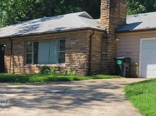 401 Oliver Lee Dr, Belleville, IL