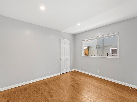 4th image of 1711 Delaware Ave APT 4
