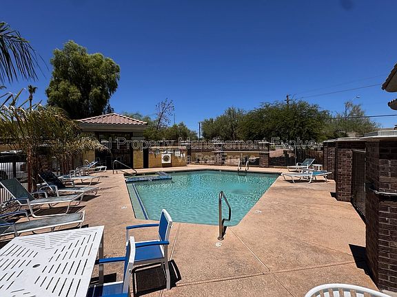 2nd image of 18250 N Cave Creek Rd Unit 160