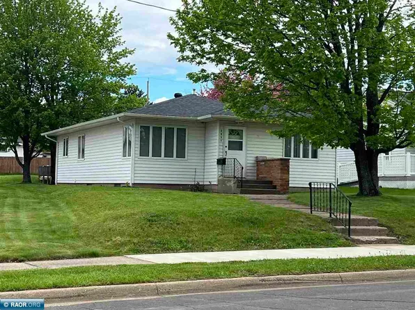 3937 3rd Ave E, Hibbing, MN 55746