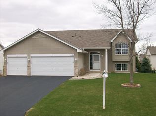 2353 Ponds Way, Shakopee, MN 55379