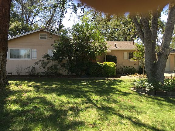 3rd image of 22057 Lassen View Ln