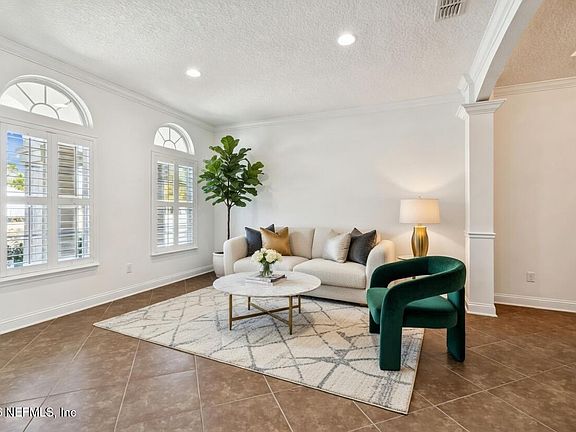 5th image of 100 SALIDA Way