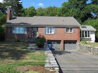387 Porter St, Manchester, CT 06040