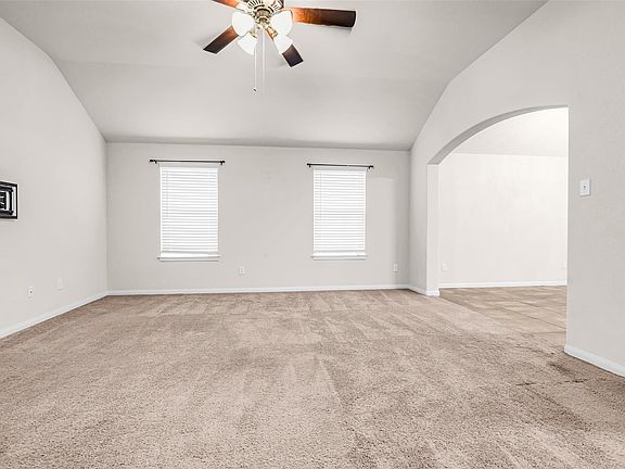 5th image of 1022 S Diamondhead Blvd
