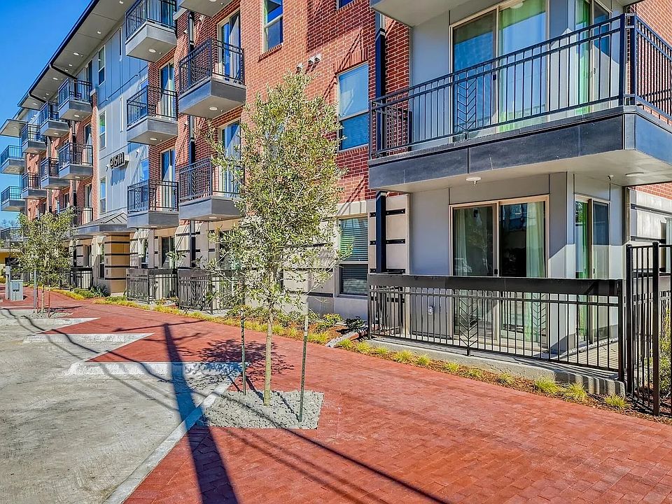 1st image of 15 East Ave #103
