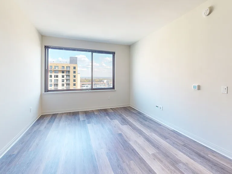 Eleven55 Ripley — Photo 56