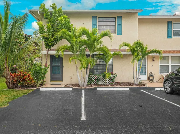 60 SW Blackburn Terrace #9, Stuart, FL 34997