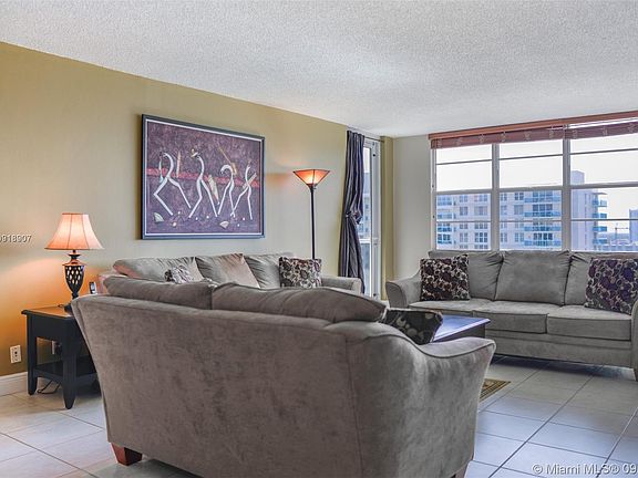 3rd image of 3725 S Ocean Dr APT 1624