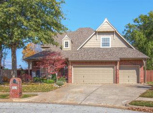 223 E 111th Pl S, Jenks, OK 74037