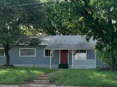 104 E Campbell St, Uvalde, TX, 78801