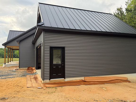 4th image of 2794 Cow Rd