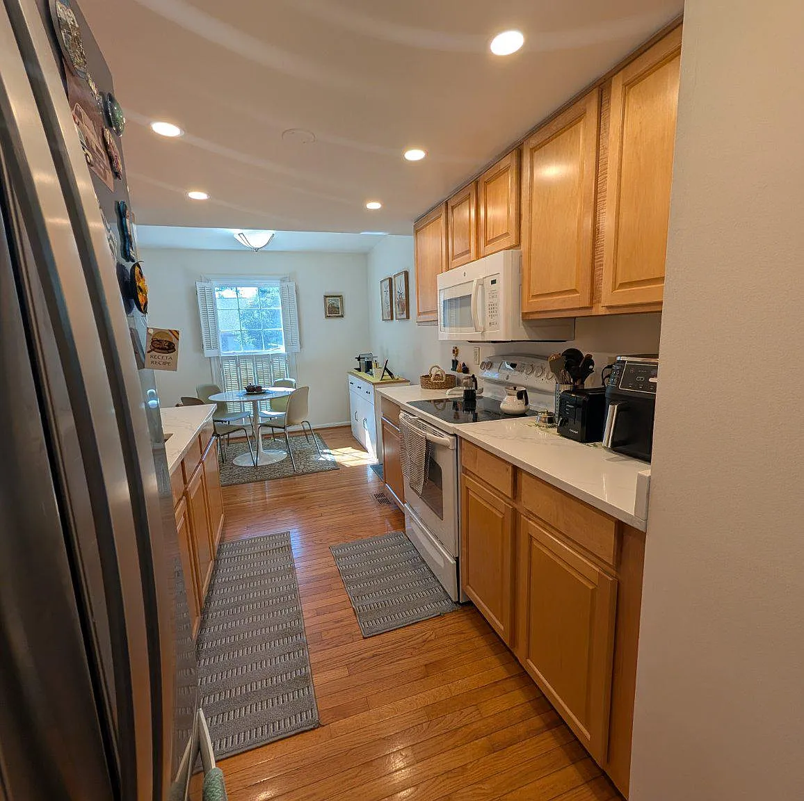 3 bed, 4.0 bath, 1760 sqft, $3,600 — Photo 4