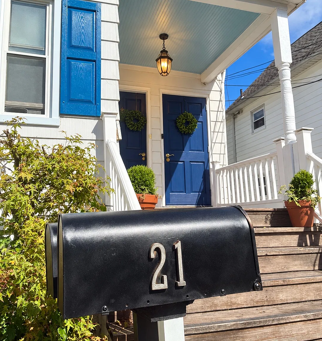 21 Grand Street — Photo 2