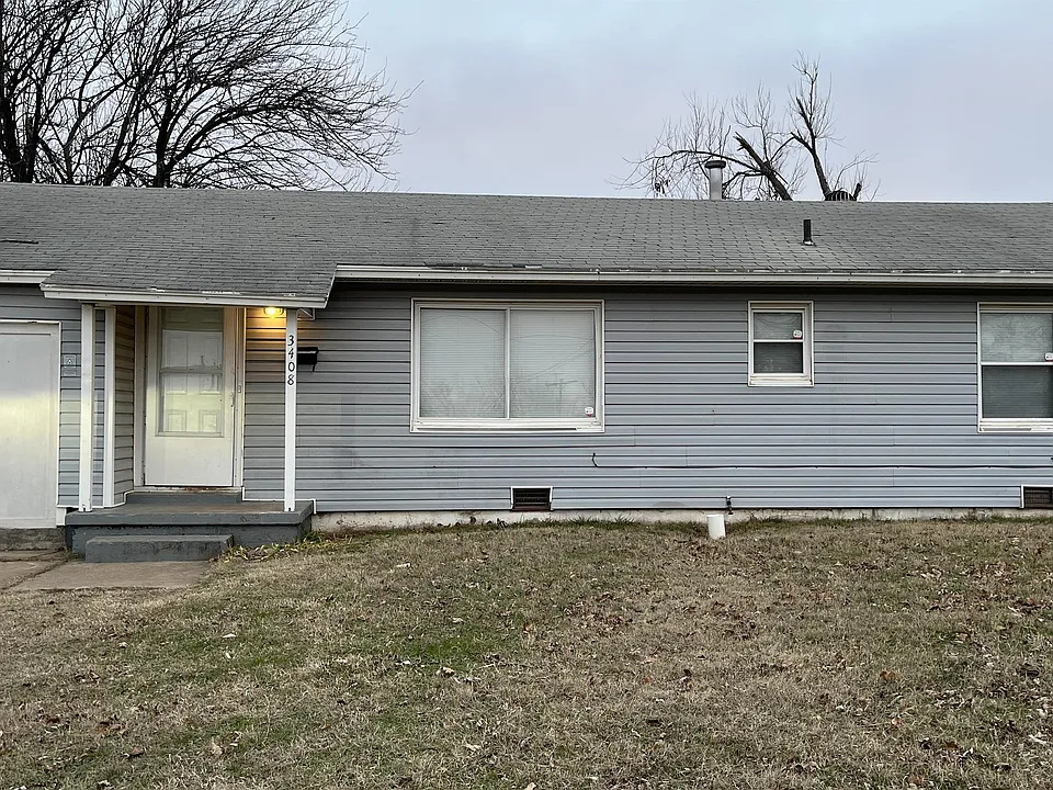 3408 Woodside Dr