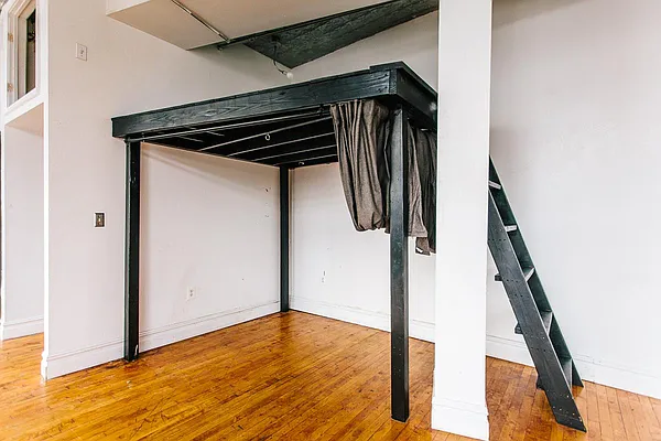 Rented by Simply Brooklyn Realty Inc | media 10