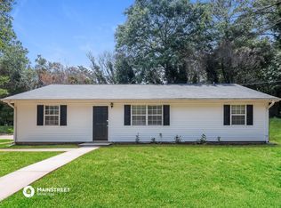 125 Creekwood Ln, Riverdale, GA 30274