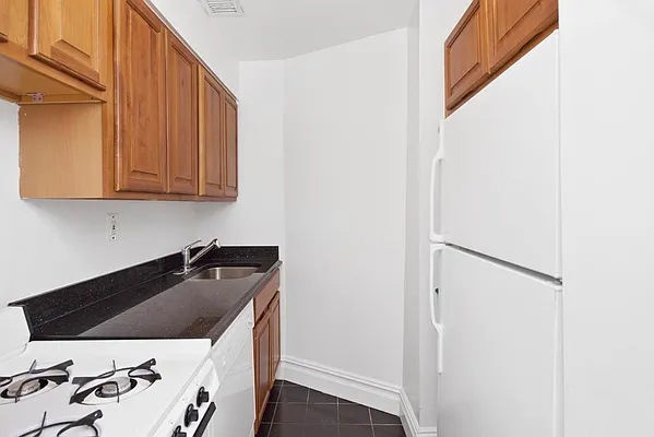 Rented by Compass | media 5