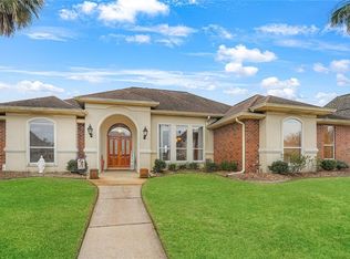 312 W Honors Point Ct, Slidell, LA 70458