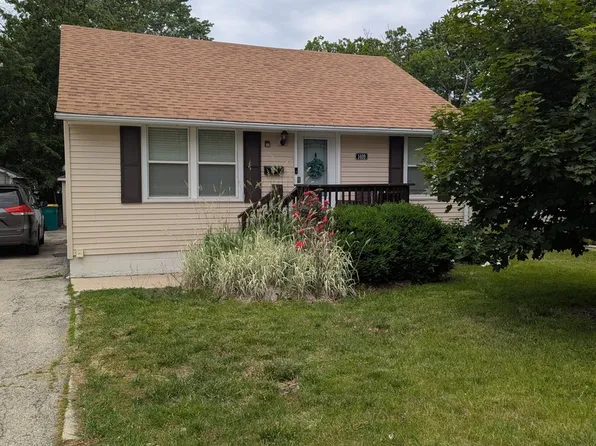 1409 Frederick St, Joliet, IL 60435