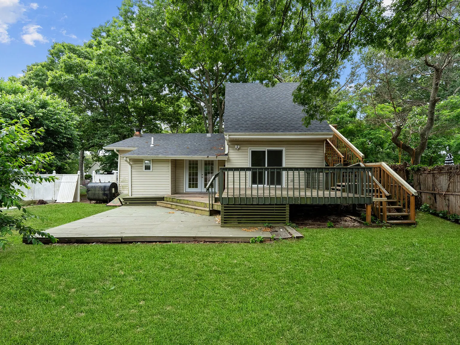 1 bed, 700 sqft, $1,700 — Photo 2