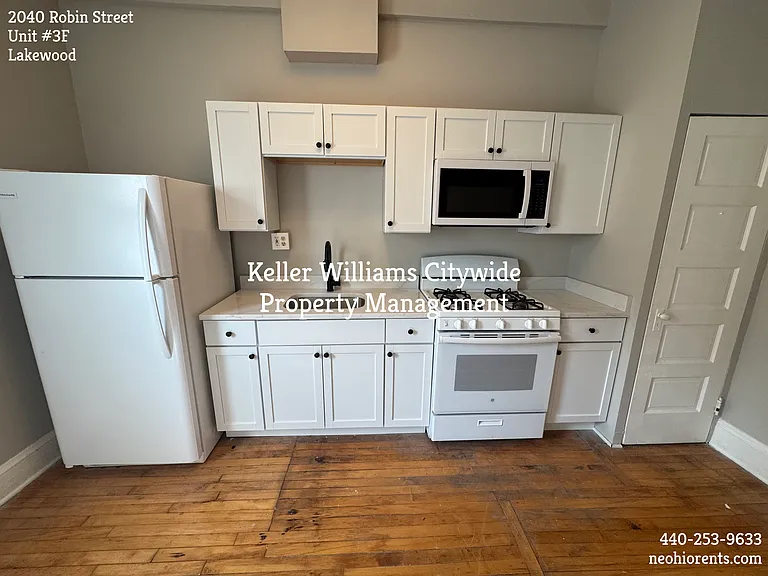 Renovated 1 bedroom/1 bath available in Lakewood! — Photo 11