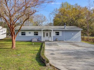 1107 Hawthorne Rd, Hanahan, SC 29410