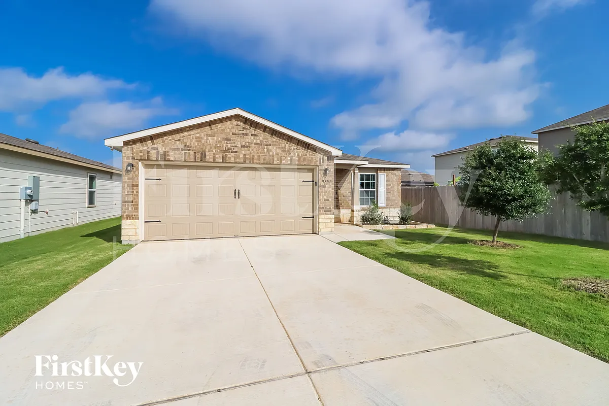 Building Photo - 9851 Silver Mist Way