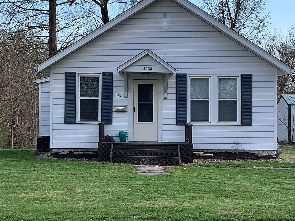 1st image of 1134 Prickett Ave