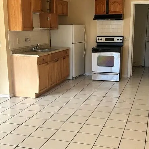 273 Hubbard Ave #208 Photo 1