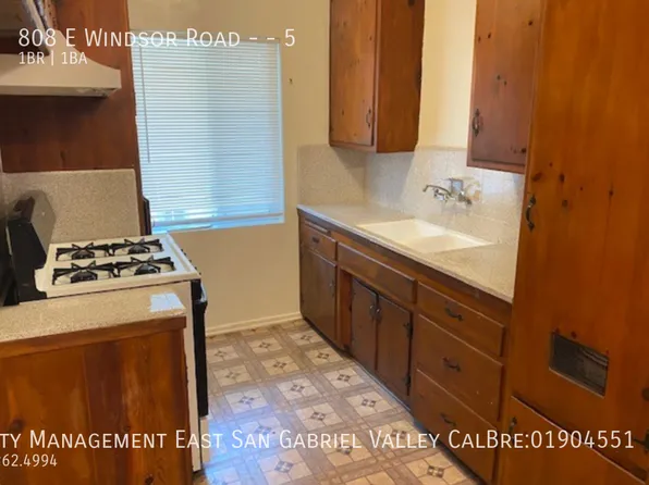 808 E Windsor Rd APT 5, Glendale, CA 91205