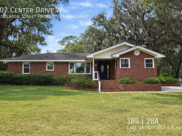 702 Center Dr W, Beaufort, SC 29902