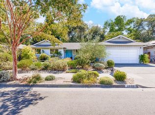 2880 Creekside Rd, Santa Rosa, CA 95405