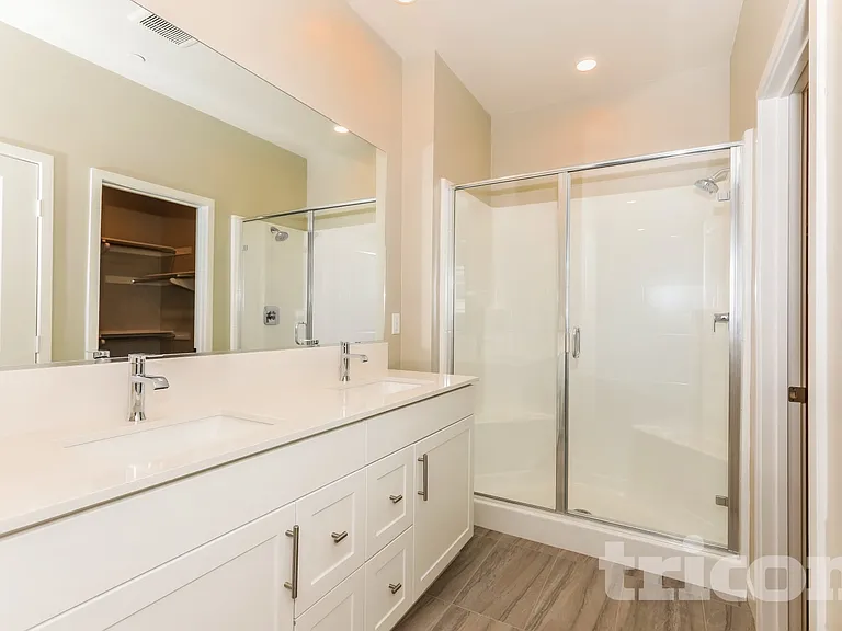 1704 Taylor Ave — Photo 7