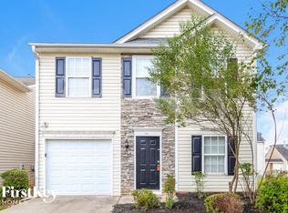 180 Lakebirch Dr, Covington, GA 30016