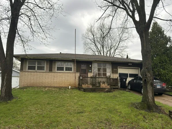1720 Truman Dr, Normal, IL 61761