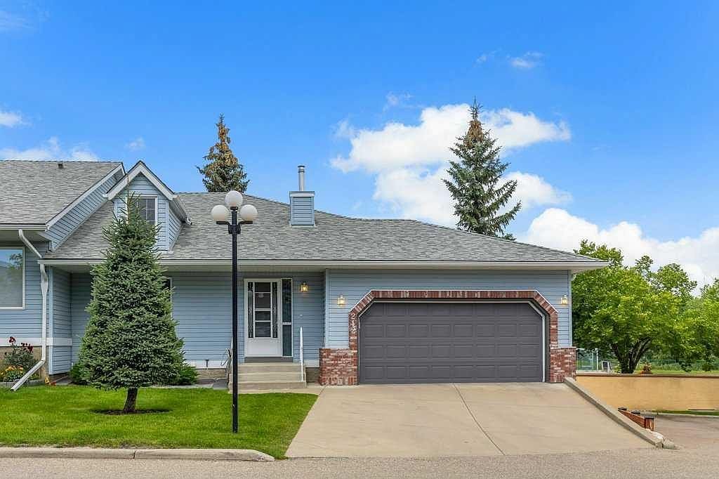 212 S Valley Ridge Hts NW