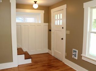 1209 SE 89th Ave, Portland, OR 97216